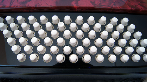 Weltmeister Romance602-II-72/60-RD Romance 602 Аккордеон кнопочный 60/72/II/3, красный