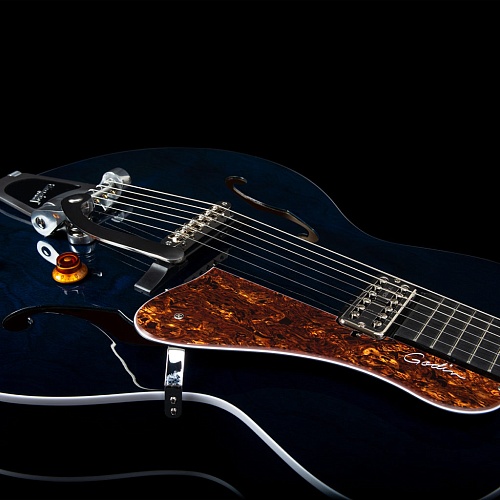 Godin 5th Ave Night Club Indigo Blue Электрогитара арктоп, с футляром