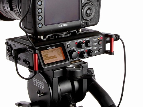 Tascam DR-70D 4-канальный портативный аудиорекордер для DSLR камер