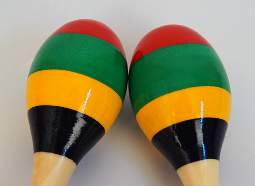 Fleet M8-1 Деревянные маракасы на ручке диаметр 4.5cм, длина 15.5см.