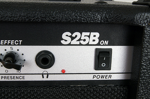 Leem S25B Комбик басовый 25Вт [2]