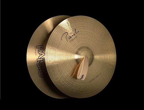 Paiste 0004501020 Signature Symphonic Medium Light Тарелки оркестровые 20'', пара