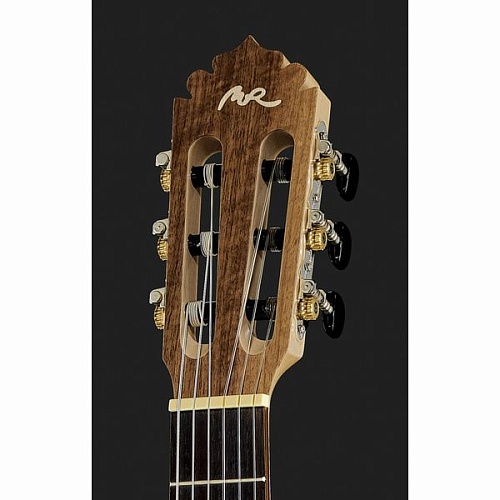 Manuel Rodriguez E-62 Гитара классическая 7/8 (ель/орех)