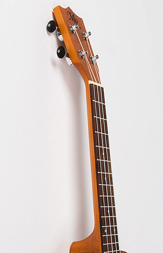 MARTIN ROMAS MR-04F Укулеле баритон