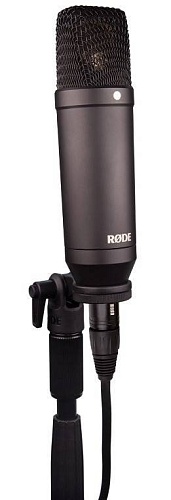 RODE NT1 Kit Комплект: студийный микрофон NT1, крепление на стойку, поп-фильтр SMR