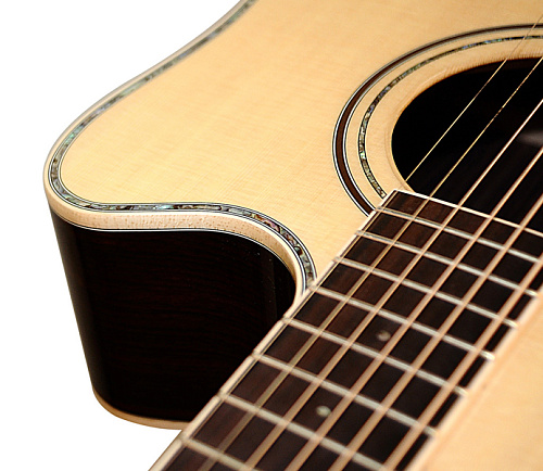 Parkwood P860 Электро-акустическая гитара, дредноут с вырезом, с футляром