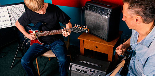 LINE 6 SPIDER V 30 MKII Моделирующий гитарный комбоусилитель, 30 Вт