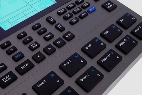 Alesis SR18 Барабанный модуль