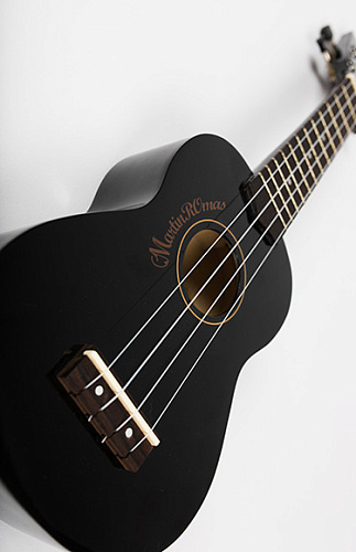 MARTIN ROMAS MR-21 BK Укулеле сопрано