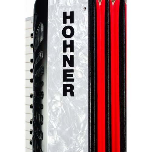 HOHNER The New Bravo II 60 black :  1/2, , 