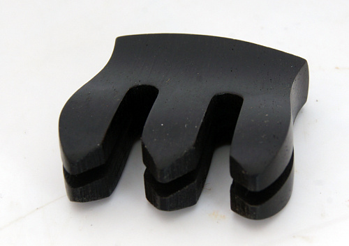 WBO VM01E Сурдина для скрипки стандартная. Материал - черное дерево.