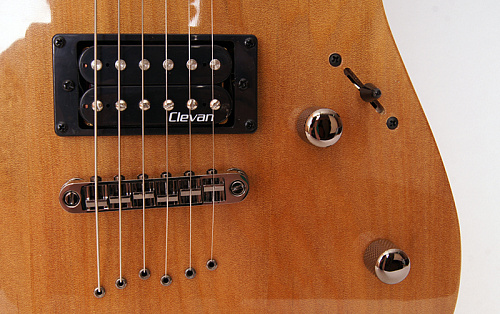 Clevan CS-22-N Электрогитара