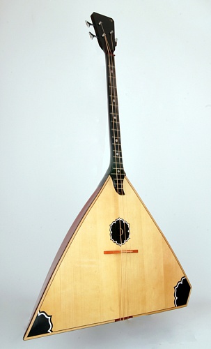 Doff F207 Балалайка бас, 3-струнная, 3-й категории