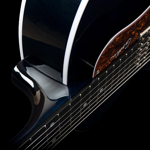 Godin 5th Ave Night Club Indigo Blue Электрогитара арктоп, с футляром